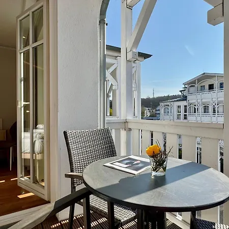 Apartment 347, Seepark